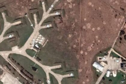 谷歌地图(Google Maps)高清显示俄罗斯军事设施卫星图