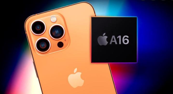 结合种种传闻，A16将被部署在iPhone 14 Pro和iPhone 14 Pro Max，而iPhone 14和iPhone 14 Max则坚持使用iPhone 13的A15仿生芯片，不论A16还是A15，都还是5nm，核心提升主频，改用LPDDR5内存。