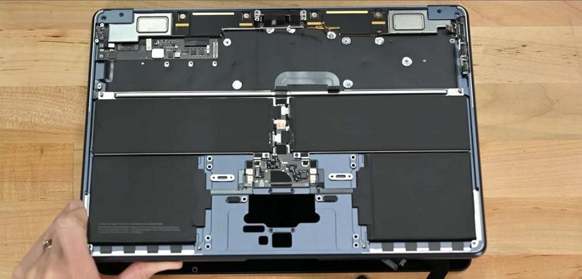 iFixit拆解 M2 MacBook Air 找出其跟M1版不同之处