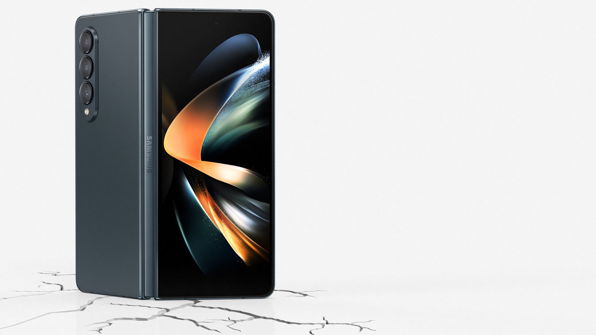 Galaxy Z Fold 4、Flip 4 大量疑似官方宣传图曝光