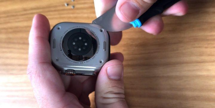 外媒实测拆解 Apple Watch Ultra：建议用户千万不要轻易尝试拆解