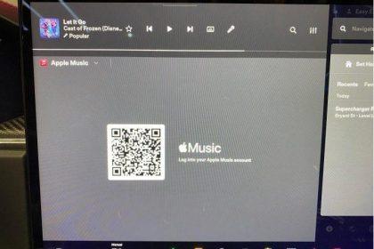 Tesla Model S 屏幕出现 Apple Music：苹果音乐有望登陆特斯拉车载系统