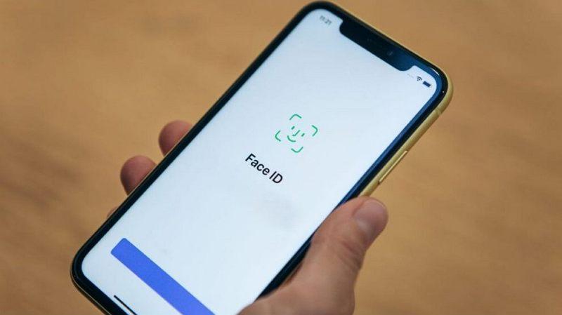 苹果将在两年后为 iPhone 加入屏下 Face ID 功能