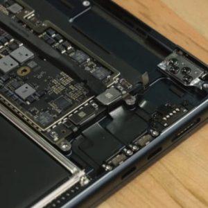 iFixit拆解苹果15寸MacBook Air,发现多了两个扬声器