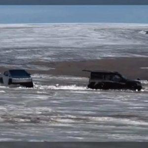 Tesla Cybertruck 在冰岛现身,据称正在拍摄宣传影片